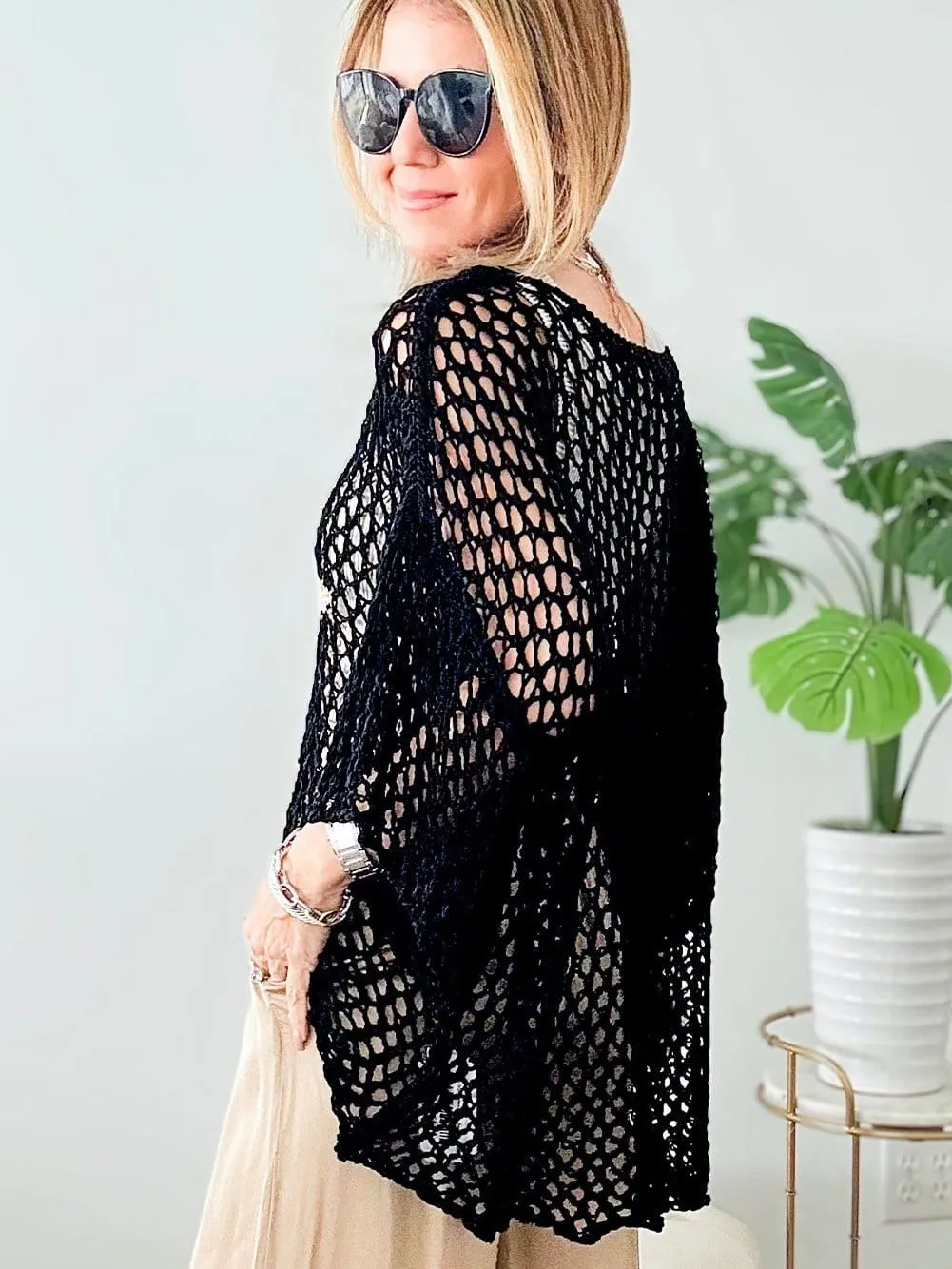 Beach Crochet Knit Top with Star Accent