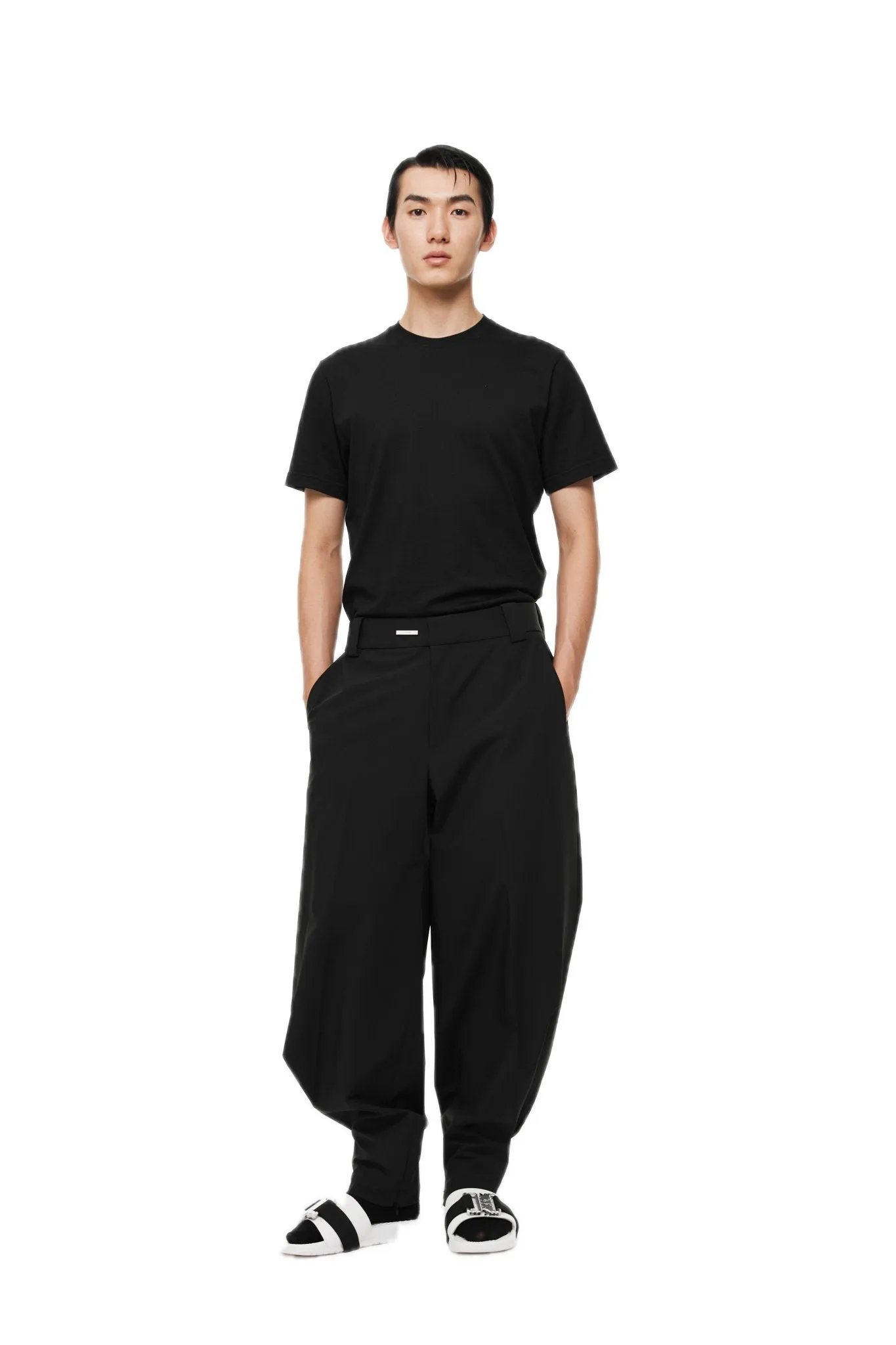 Black Pleated Tapered Zip Slit Trousers