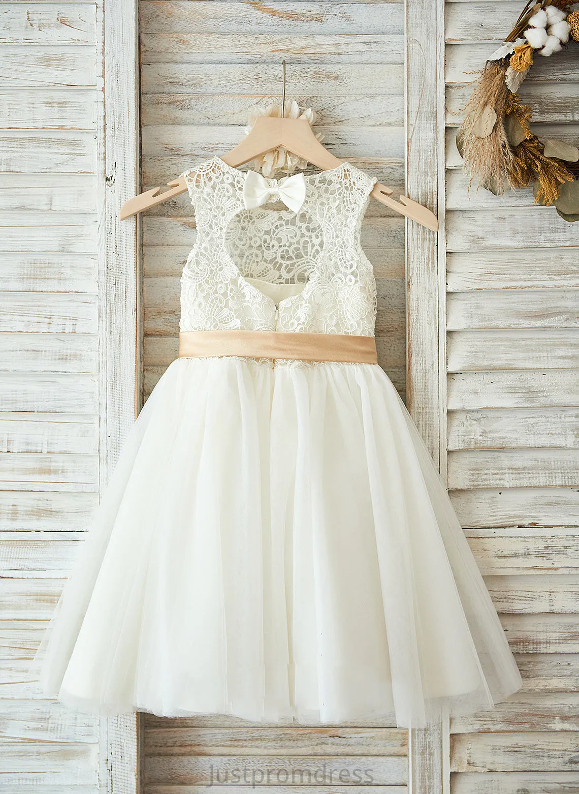 Bow(s) Scoop Junior Bridesmaid Dresses Tulle Neck A-Line Matilda Knee-Length Sash With