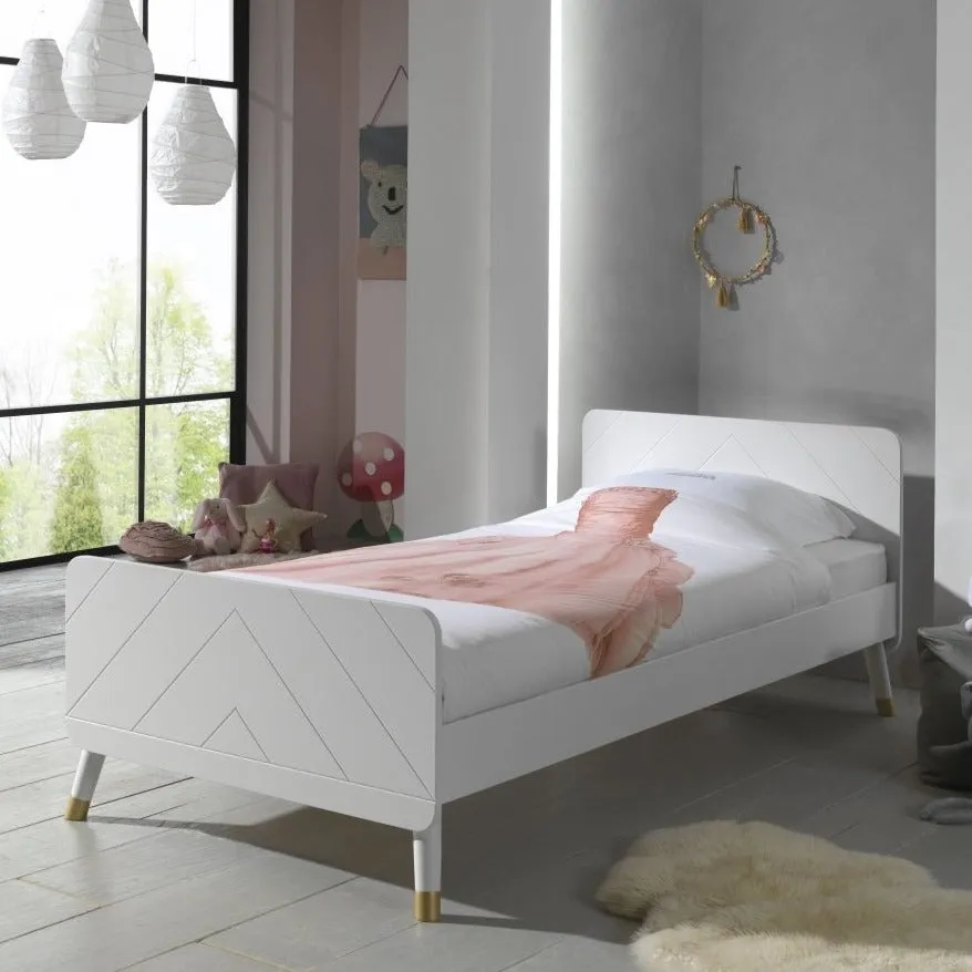 Combinaison Lit Billy Blanc, Armoire & Table de Chevet