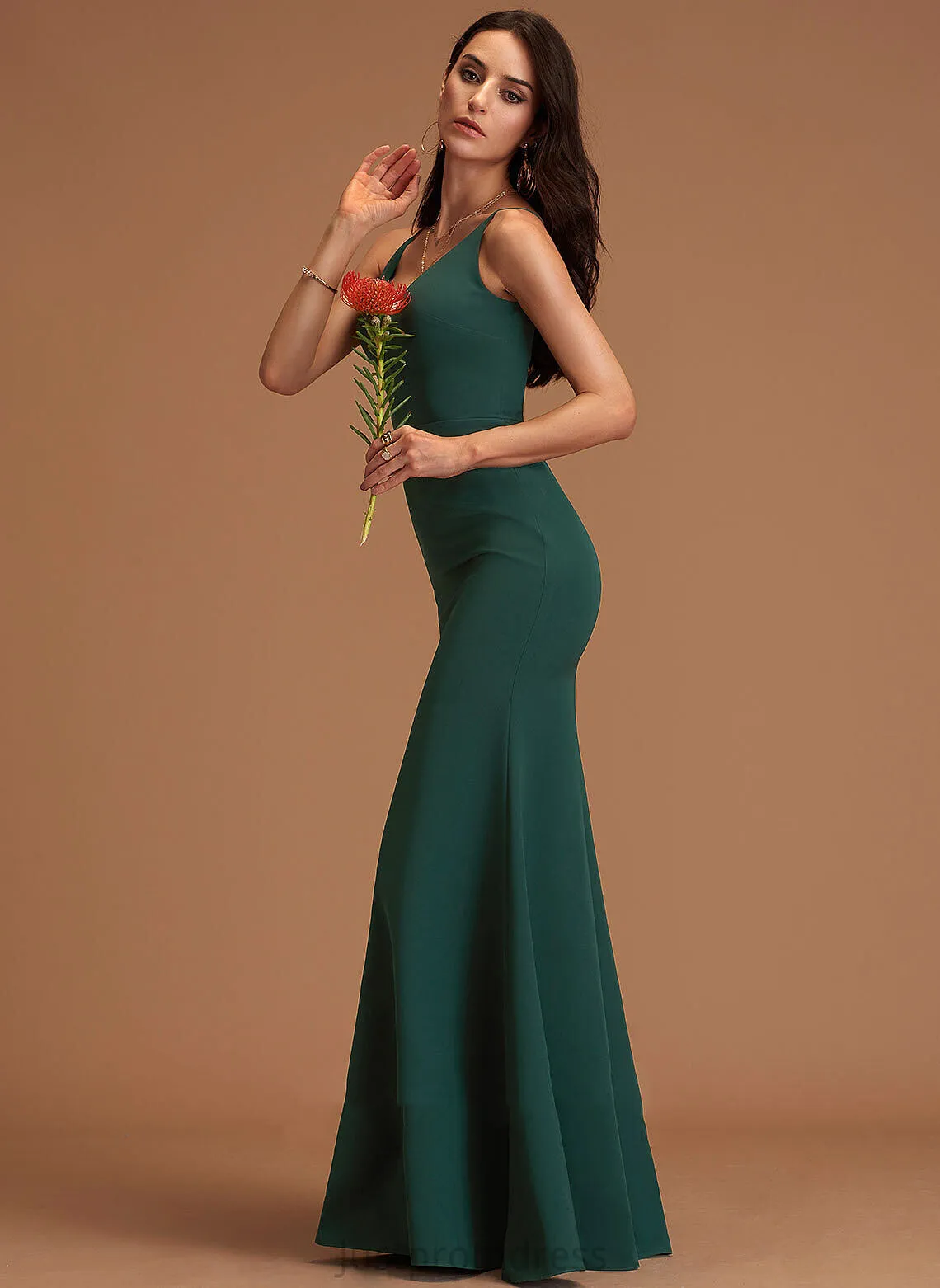 Dresses Stretch Formal Dresses Crepe Sheath V-Neck Meghan
