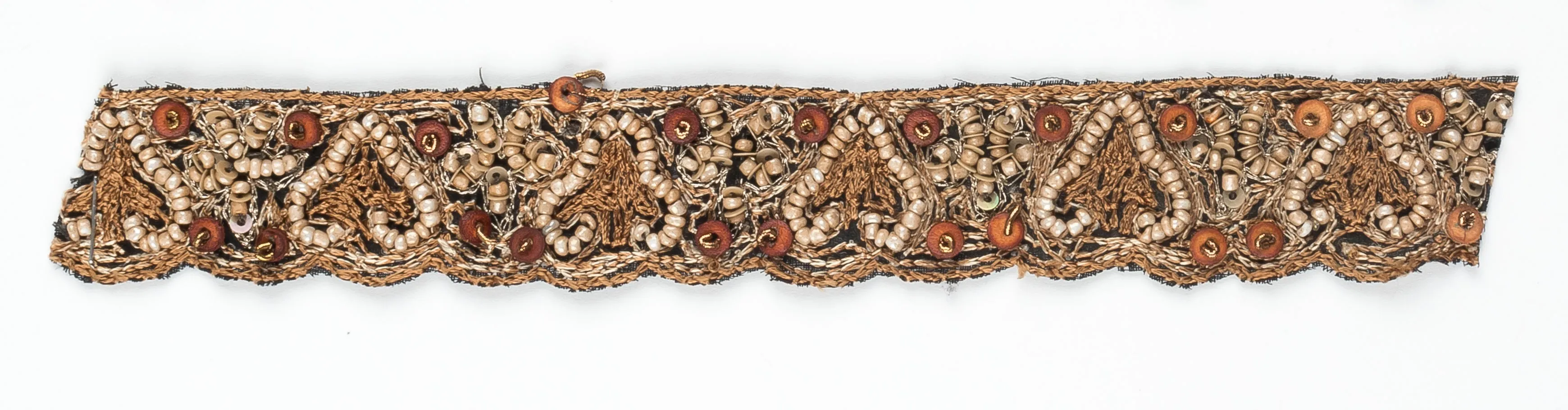 Handcrafted Beaded Heart Trim 1" - 1 Yard