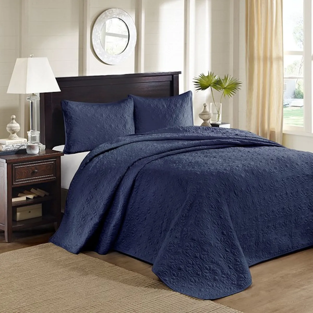 Madison Park Quebec Bedspread Set Navy
