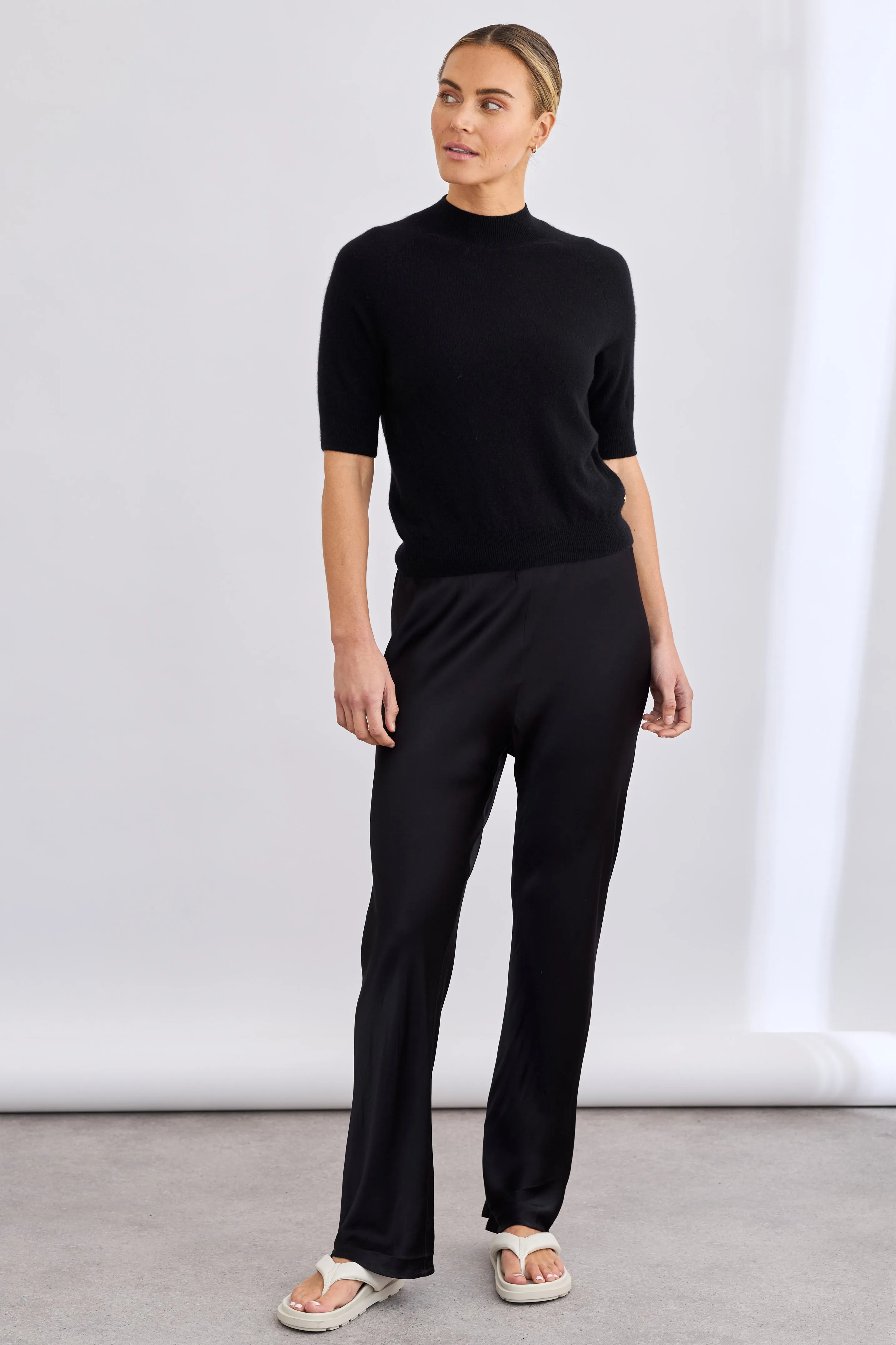 Remi Mock Neck