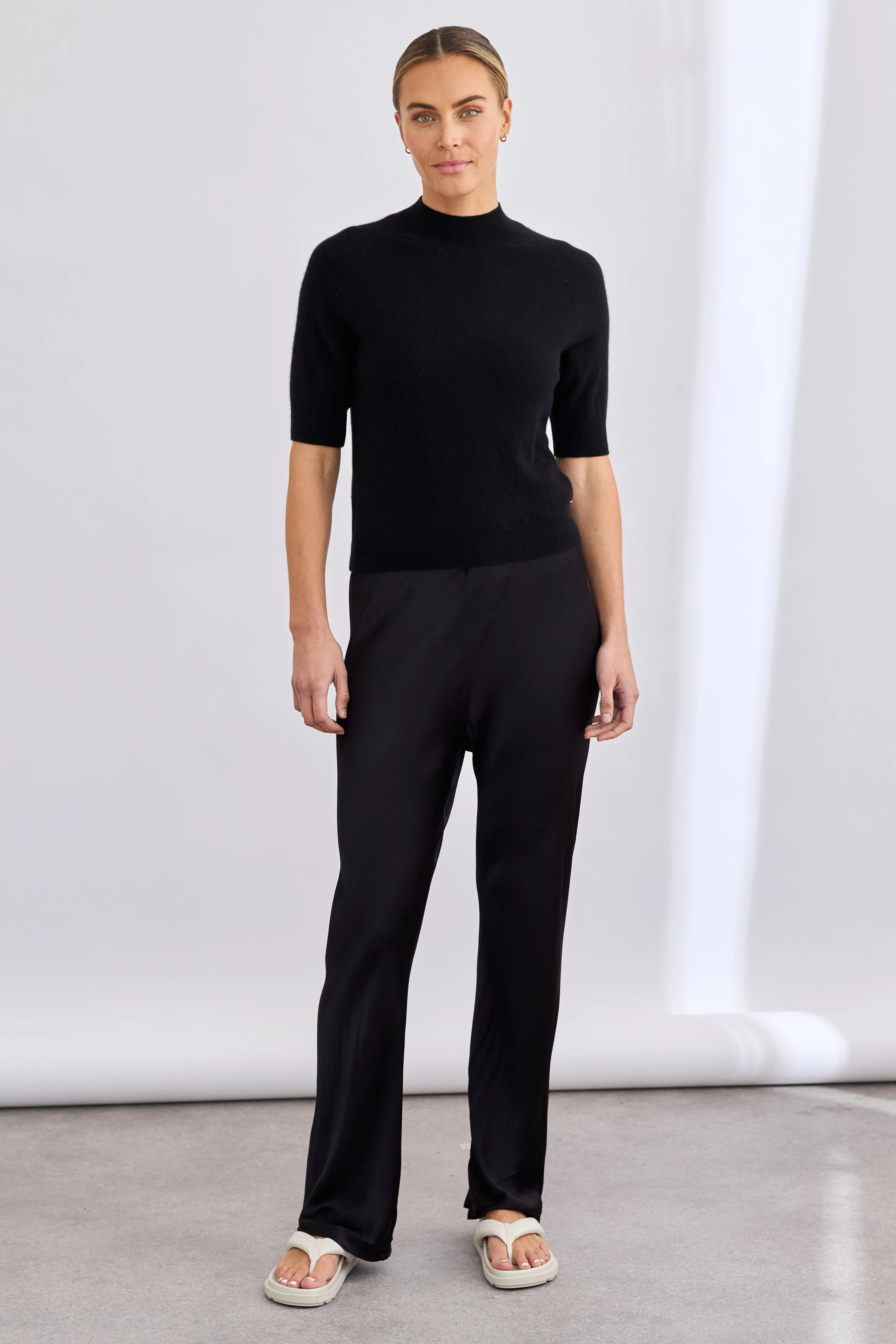 Remi Mock Neck