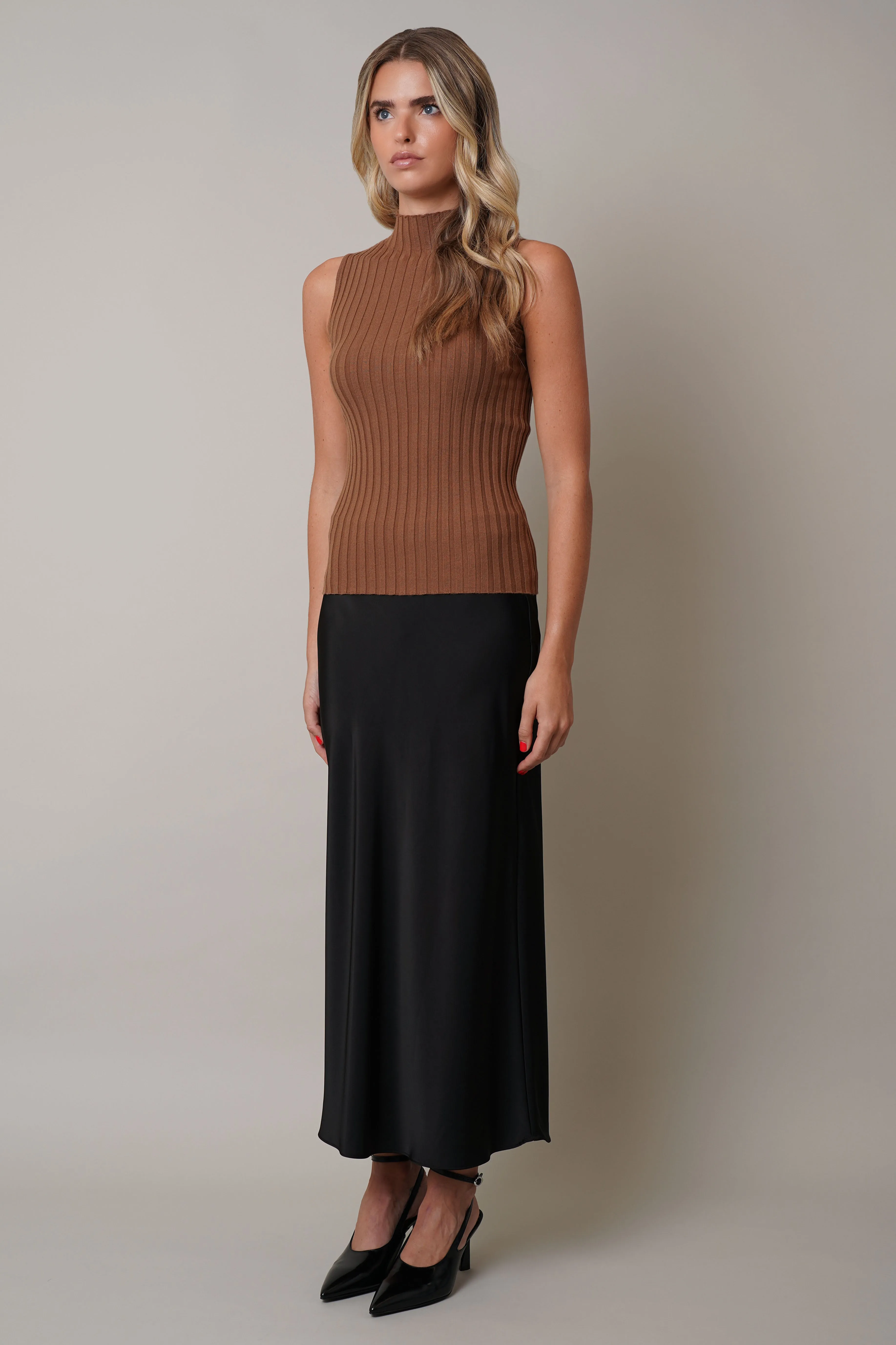Ribbed Sleeveless Top