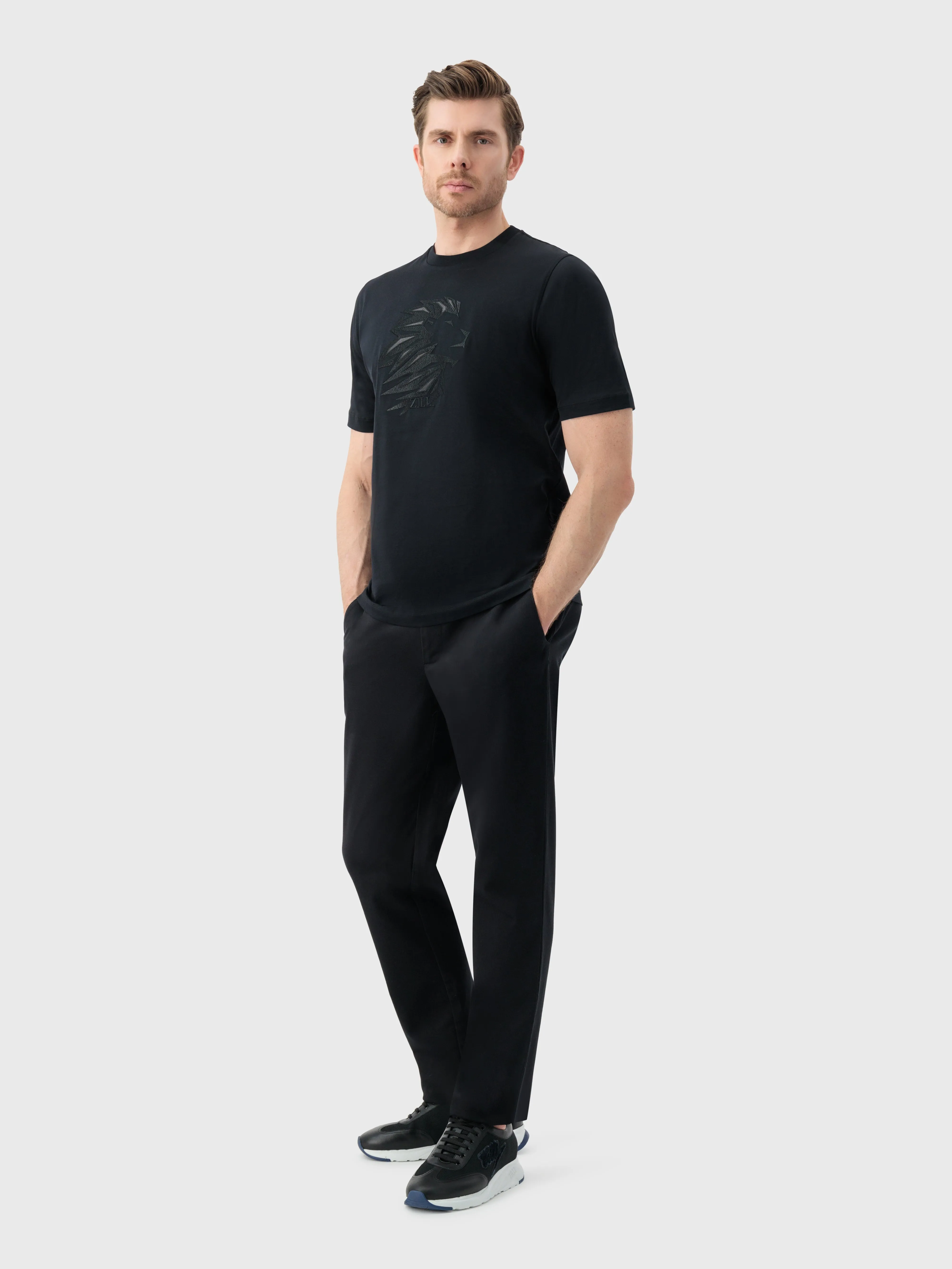 T-Shirt with Head of Lion Black